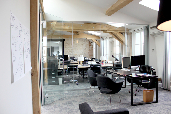 簡(jiǎn)約辦公室裝修設(shè)計(jì),創(chuàng)意辦公設(shè)計(jì),廣州裝修設(shè)計(jì)公司,海博裝飾.jpg 簡(jiǎn)約辦公室裝修設(shè)計(jì),創(chuàng)意辦公設(shè)計(jì),廣州裝修設(shè)計(jì)公司,海博裝飾.jpg