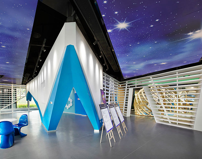 創(chuàng)意辦公室設(shè)計(jì),廣州裝修設(shè)計(jì)公司,開放辦公室設(shè)計(jì),海博裝飾.jpg 創(chuàng)意辦公室設(shè)計(jì),廣州裝修設(shè)計(jì)公司,開放辦公室設(shè)計(jì),海博裝飾.jpg