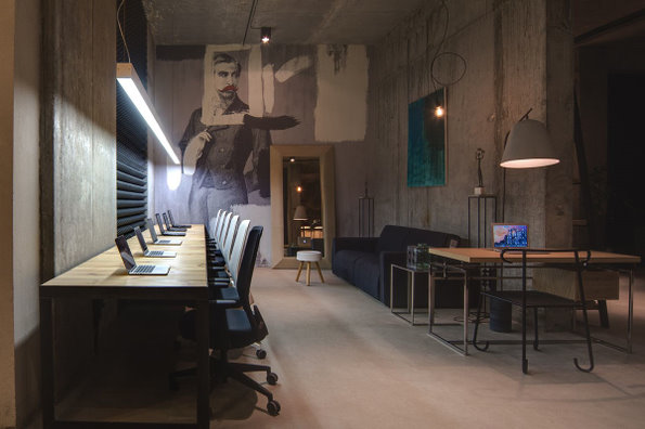 工業(yè)風(fēng)裝修設(shè)計,辦公室設(shè)計,廣州裝飾公司,環(huán)保辦公室裝修.jpg 工業(yè)風(fēng)裝修設(shè)計,辦公室設(shè)計,廣州裝飾公司,環(huán)保辦公室裝修.jpg