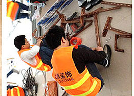 廣州辦公室裝修現(xiàn)代簡(jiǎn)約裝修風(fēng)格