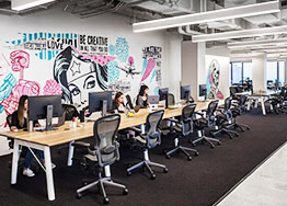 充滿(mǎn)自然氣息辦公室裝修設(shè)計(jì)方案