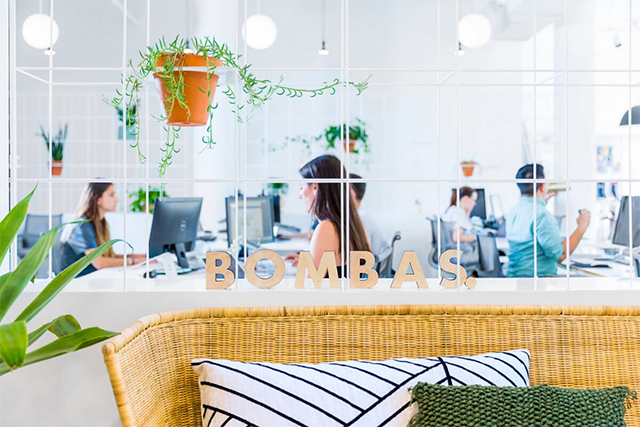 國外風辦公室裝修設計.jpg 國外風辦公室裝修設計.jpg