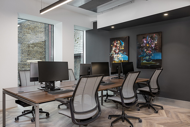 現代簡約辦公室裝修風格.jpg 現代簡約辦公室裝修風格.jpg