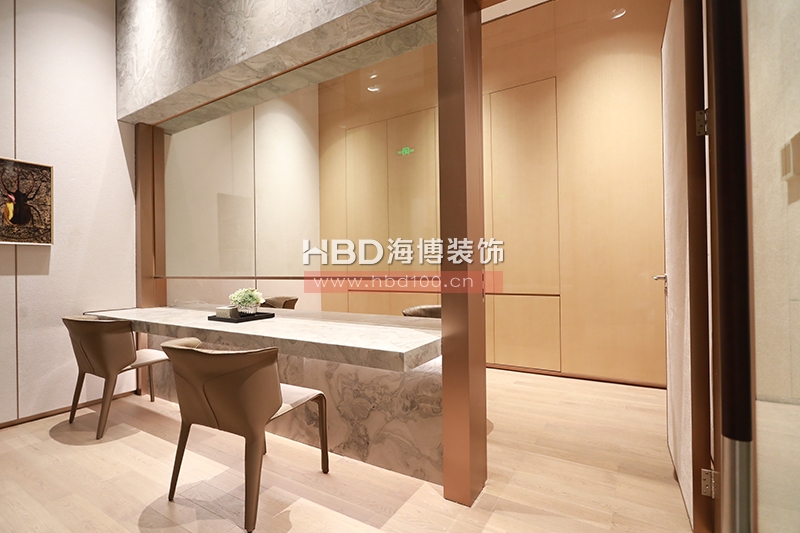 廣州售樓中心裝修設(shè)計(jì).jpg 廣州售樓中心裝修設(shè)計(jì).jpg